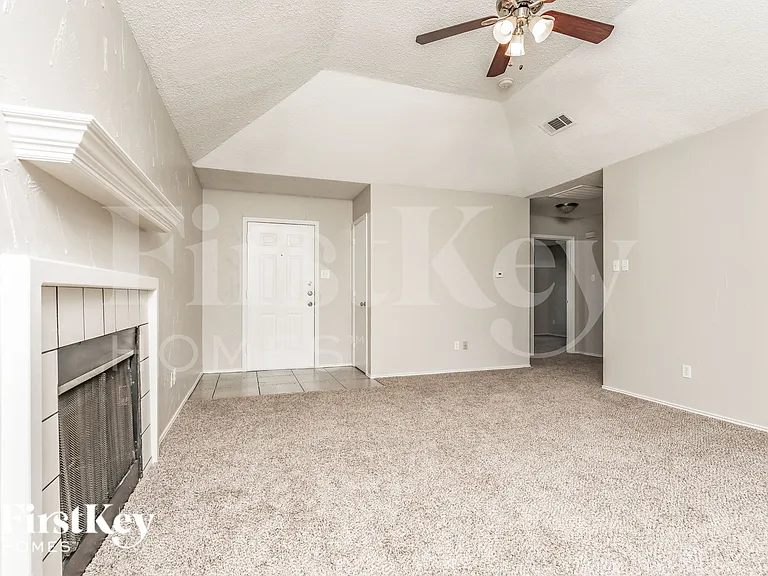 606 Plainview Dr — Photo 5
