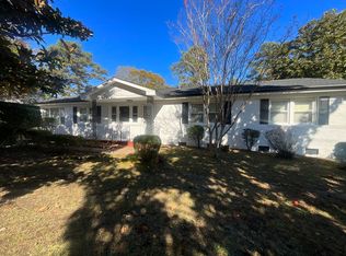 6168 Timberland Dr, Fayetteville, NC 28314