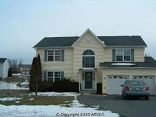 5th image of 108 Dickenson Ct
