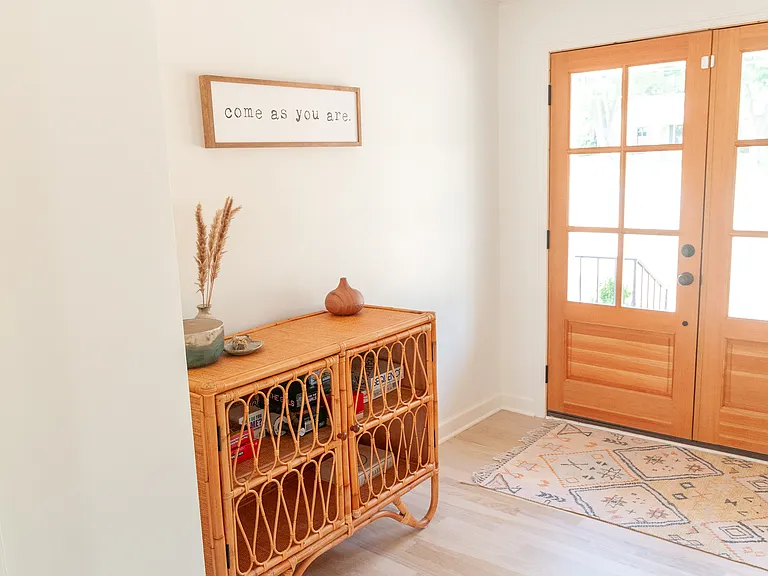 661 Bay Point Dr — Photo 14