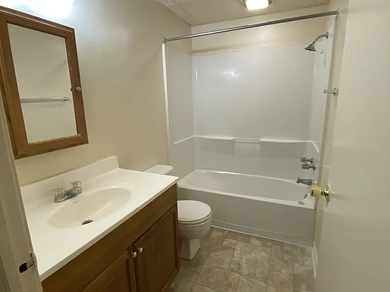 Summit Place Apartments — Photo 21
