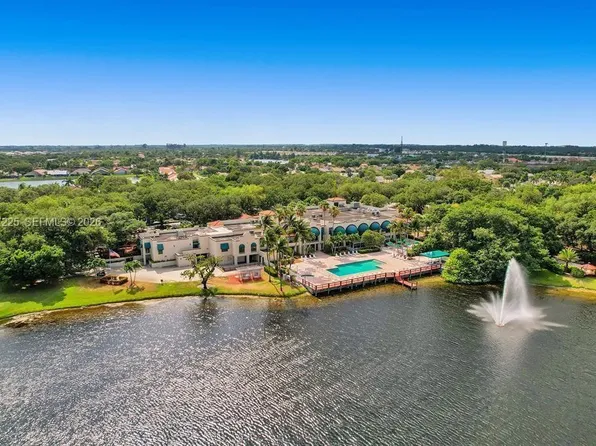 9410 Tangerine Pl APT 407, Davie, FL 33324