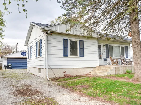 1320 E Vanderhoof St, Decatur, IL 62521