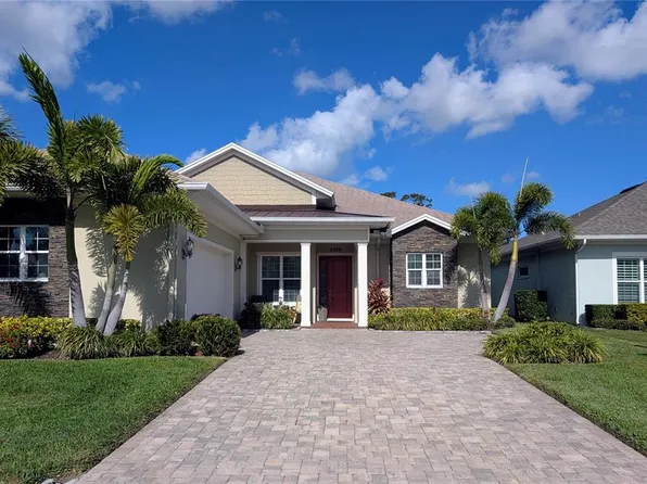 2988 Breezy Meadows Dr, Clearwater, FL 33760