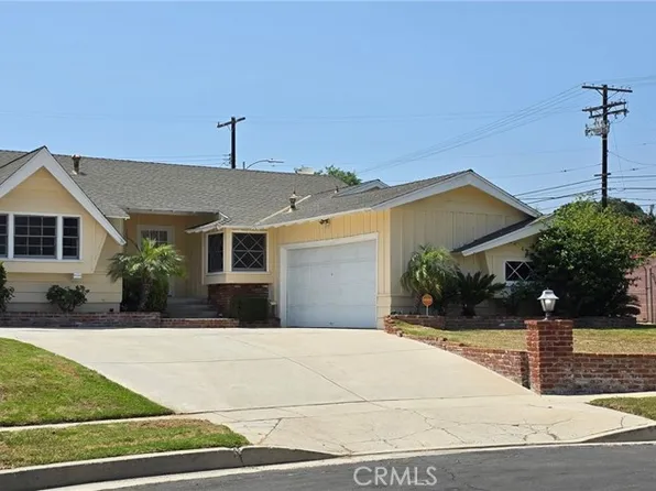 16718 Gledhill St, North Hills, CA 91343