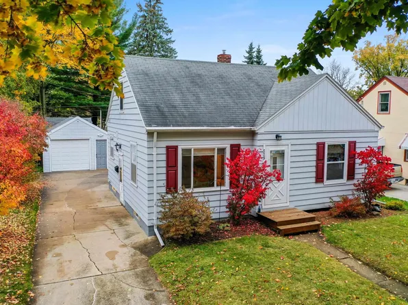 529 La Plant St, Green Bay, WI 54302