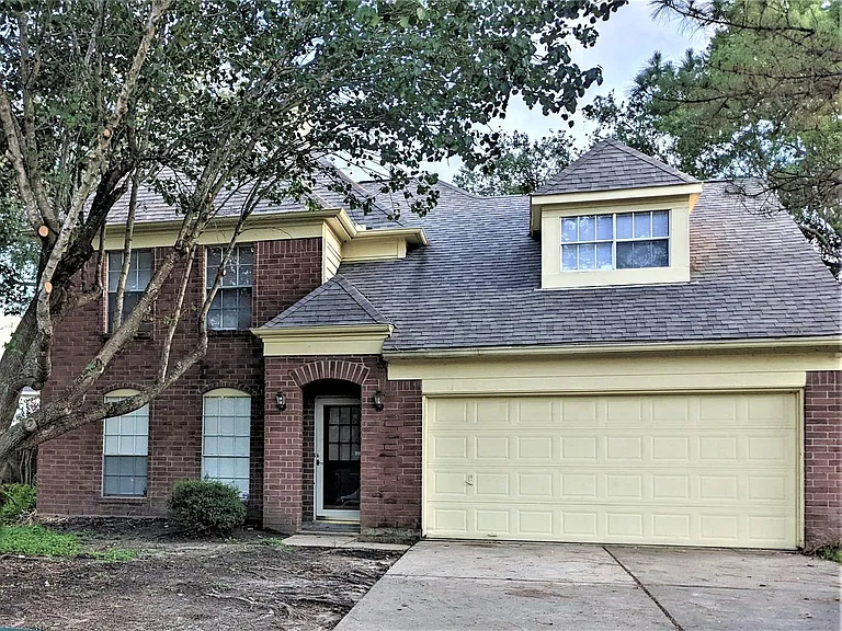 20507 Big Wells Dr — Photo 2