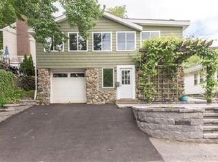 93 Hardy Pond Rd, Waltham, MA 02451