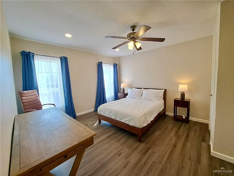 405 Cedar Ave — Photo 9