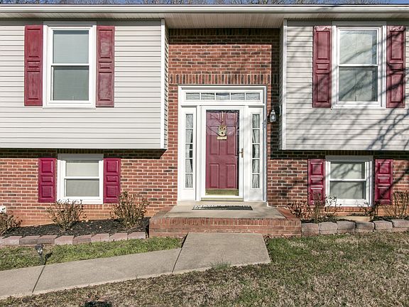 4th image of 1111 Rosebrook Dr