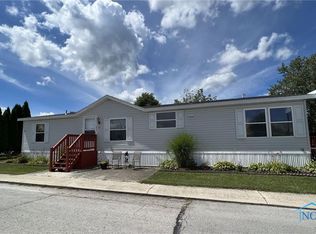 930 E Broadway St #23, North Baltimore, OH 45872