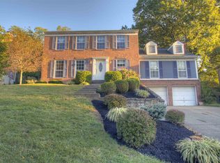 2072 Periwinkle Ct, Crescent Springs, KY 41017