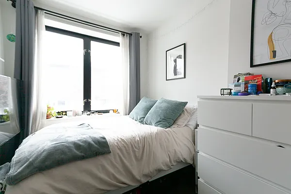 Rented by Metropolitan Property Group | media 2