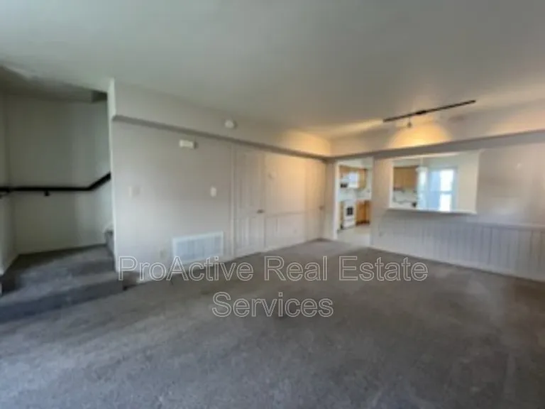 3021 Luxembourg St #A — Photo 2