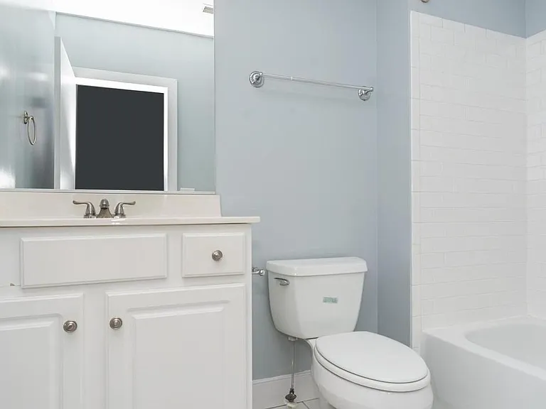 105 Narrowway Ct — Photo 5