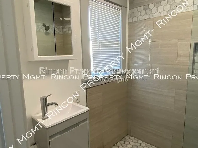 656 Poli St — Photo 10