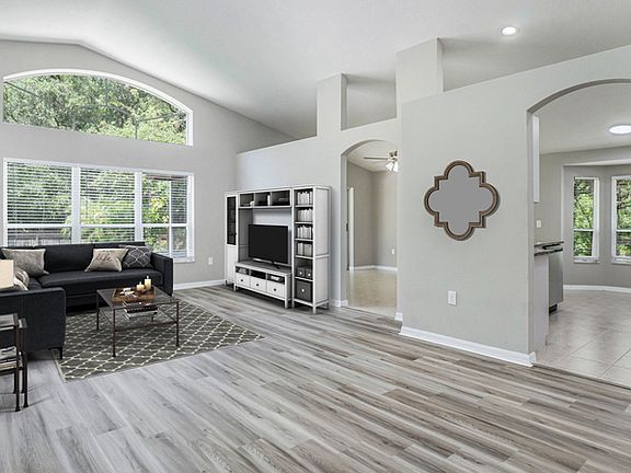 4th image of 35717 Welby Ct