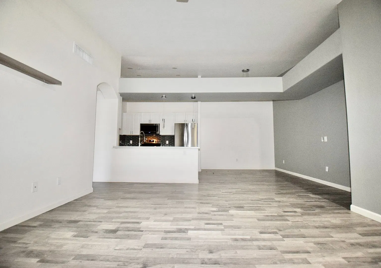 Great 2 bedroom 2 bathroom Mesa Condo — Photo 2