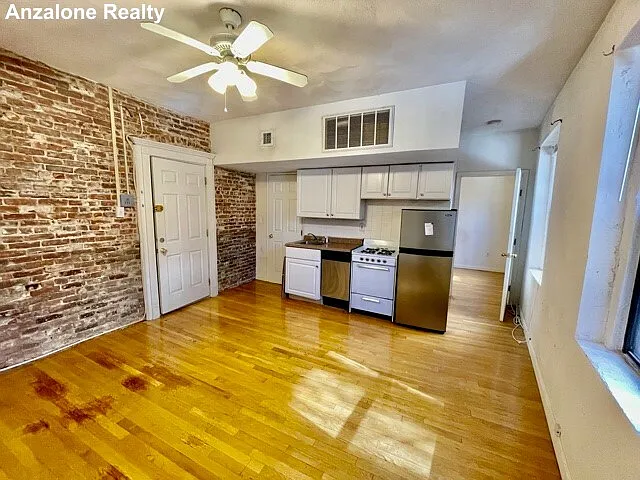 340 North St #5 — Photo 5