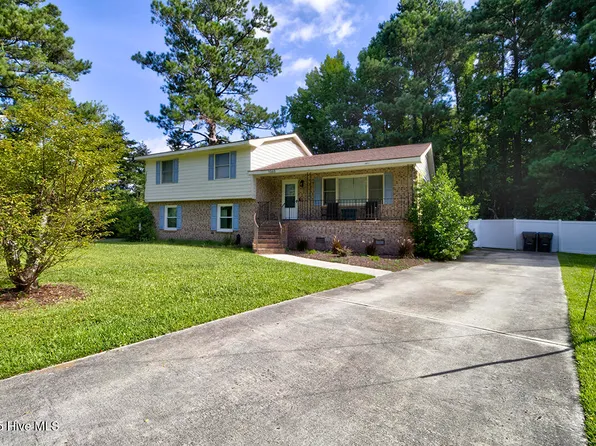 106 Yulan Drive, Wilmington, NC 28412