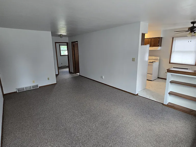 1062 Perry St #4 — Photo 1