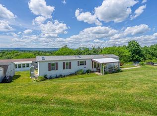 216 Molly Pitcher Ln, Mount Bethel, PA 18343
