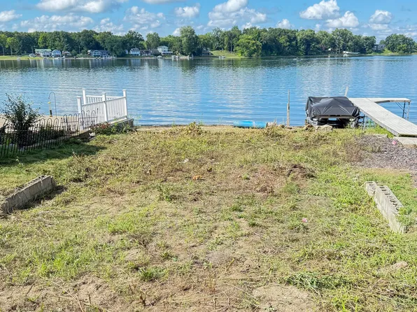 68450 Dailey Rd, Edwardsburg, MI 49112