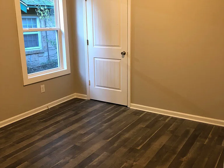 3542 Douglass Ave — Photo 7