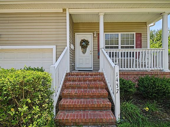 2nd image of 1437 W 40th St