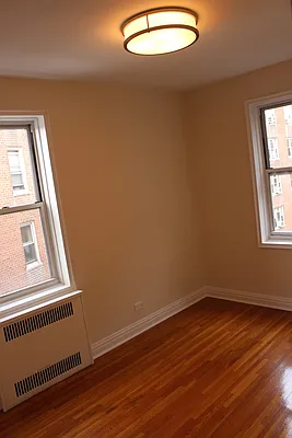 Rented by City Connections Realty | media 6