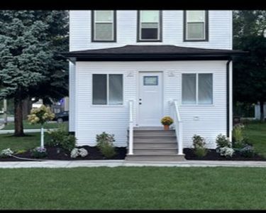 283 S Main St, Manteno, IL, 60950