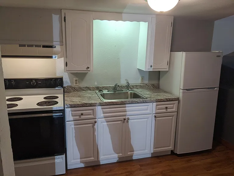 514 Valley Rd #2 — Photo 3