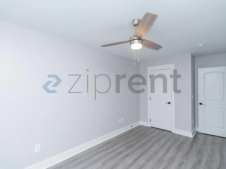 4417 Jersey Pike #105 — Photo 16