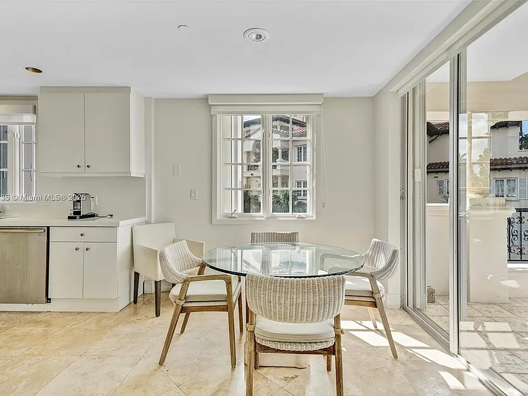 19237 Fisher Island Dr #19237 — Photo 15