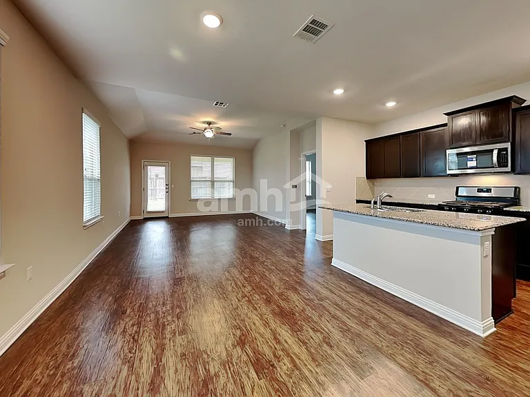 6101 Gerard Dr — Photo 5