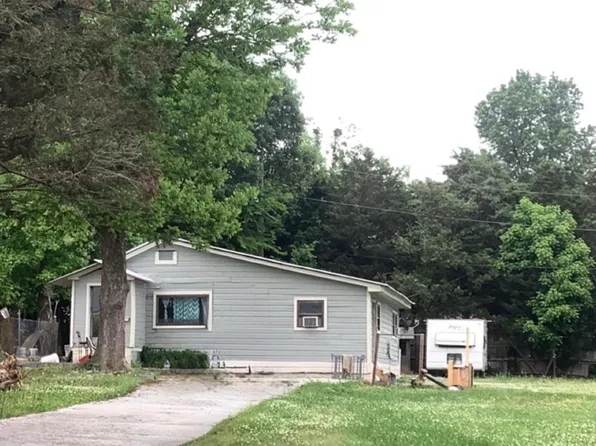 1723 Wendell St, Dalton, GA 30721