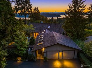 5011 88th Ave SE, Mercer Island, WA 98040