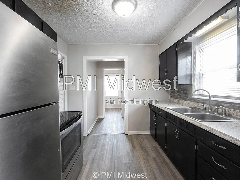 74 N 2nd Ave — Photo 10