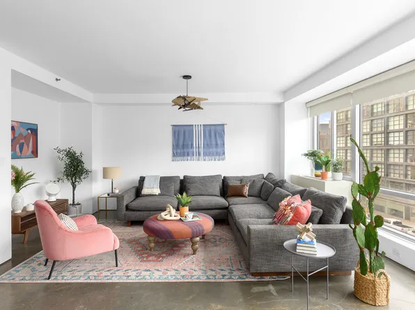 263 Bowery image 1 of 11