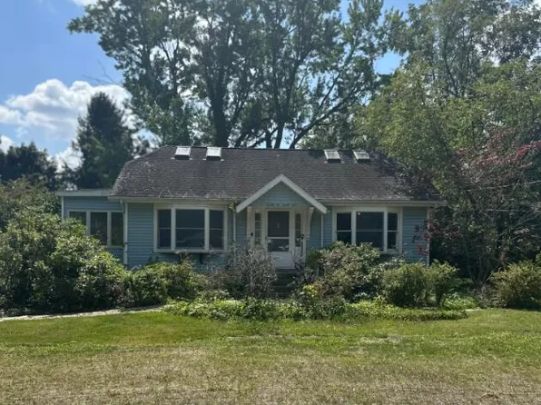 2231 Wilmette St, Kalamazoo, MI 49006