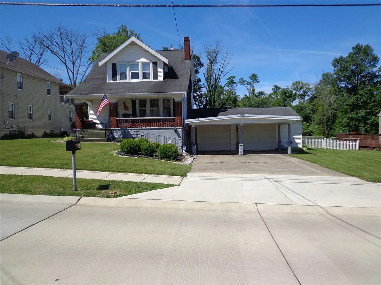 129 Lyndale Rd photo 1