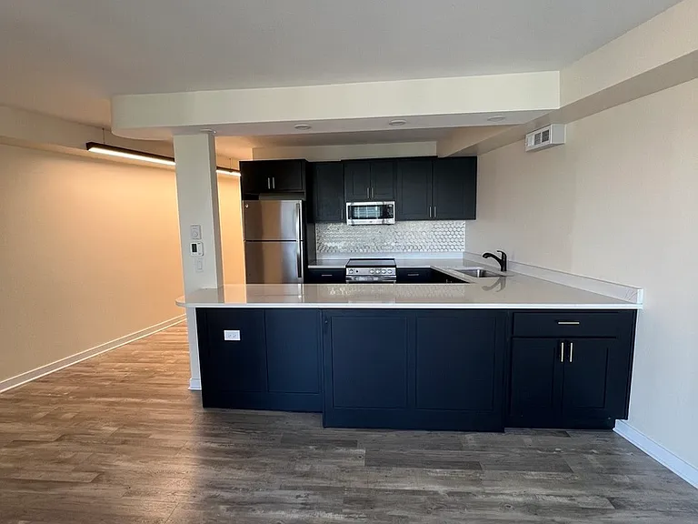 300 N State St #5225 — Photo 13