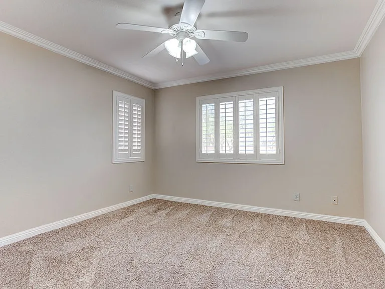 809 Royal Birch Ln — Photo 46