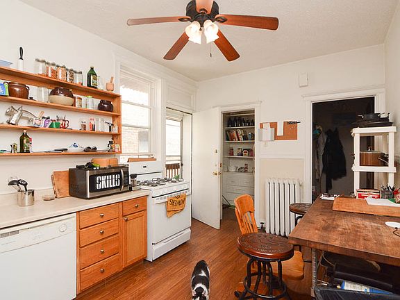 2nd image of 1150 W Waveland Ave #3W