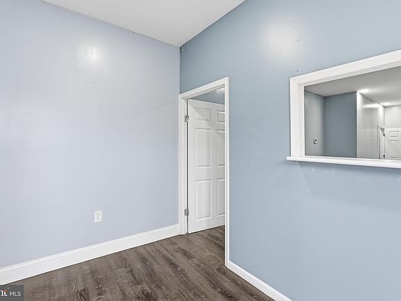 4th image of 433 W Somerset St