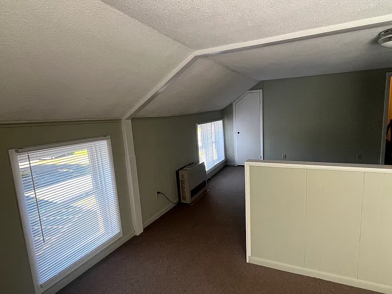 938 Shelburne Rd #4 — Photo 4