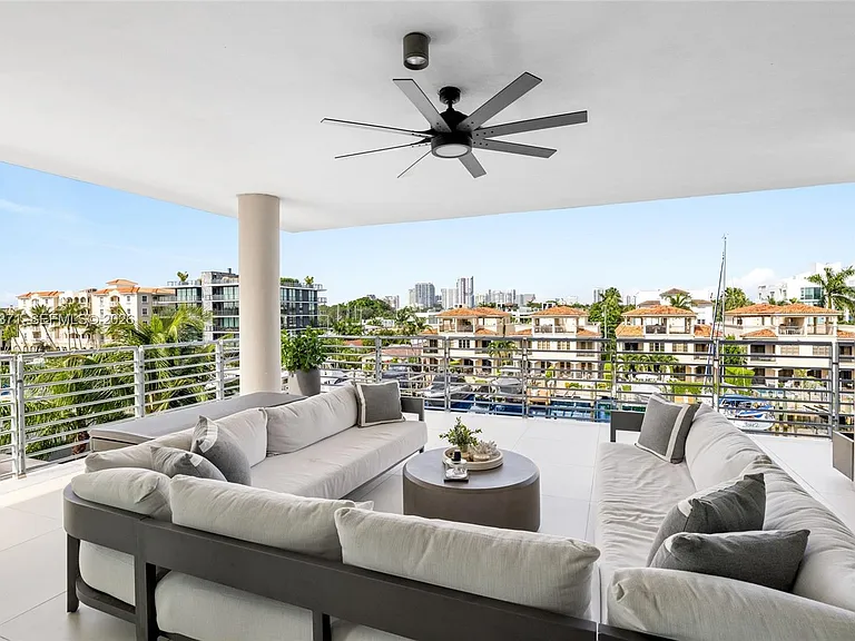 133 Isle Of Venice Dr #4B — Photo 40