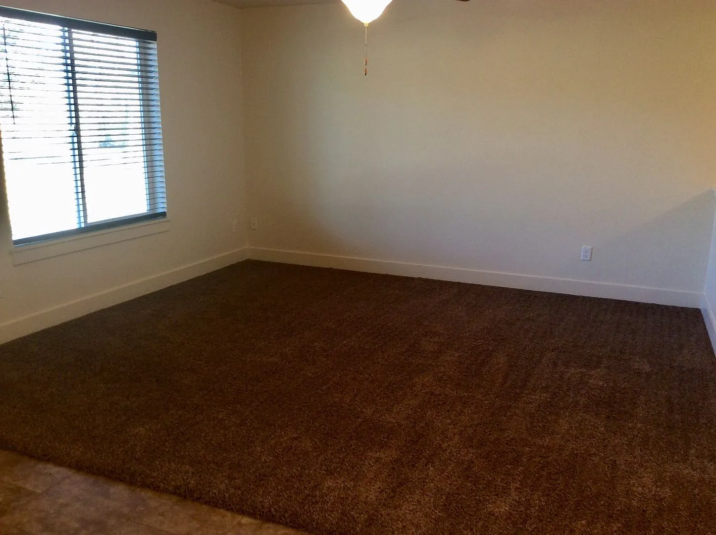 Updated!! 4 bedroom, 3 bath townhouse for Rent — Photo 4