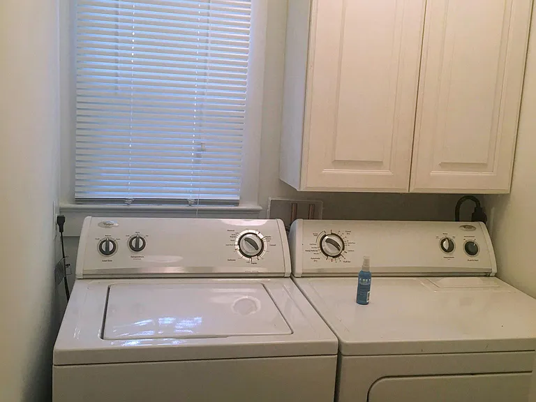 916 N Edgewood St #A — Photo 12