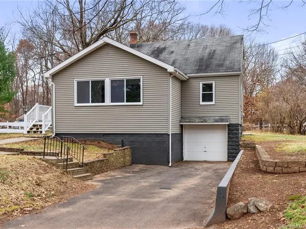 520 Plainville Avenue, Farmington, CT 06085